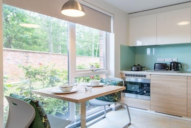 1 bed studio, Newcastle Road, Western Hill, Durham, DH14FA - Image 2